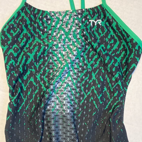 TYR, Swim Practice suit, Size 28 (US), Green/Black - Picture 4 of 4
